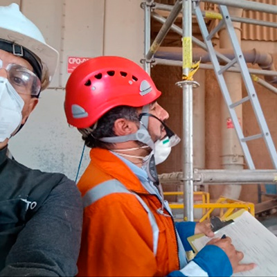 CHARLA DE SEGURIDAD PREVIO A TRABAJO DE IZAJE DE TUBO